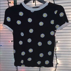 Flower shirt🖤